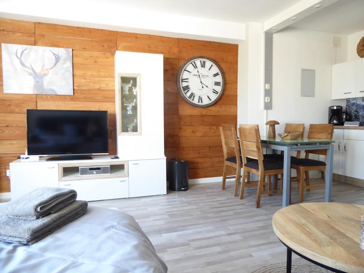 Winterberg Apartment Mountain Suite Pool-Sauna-Terrasse-Hund-4Pers-Bikepark Buitenkant foto