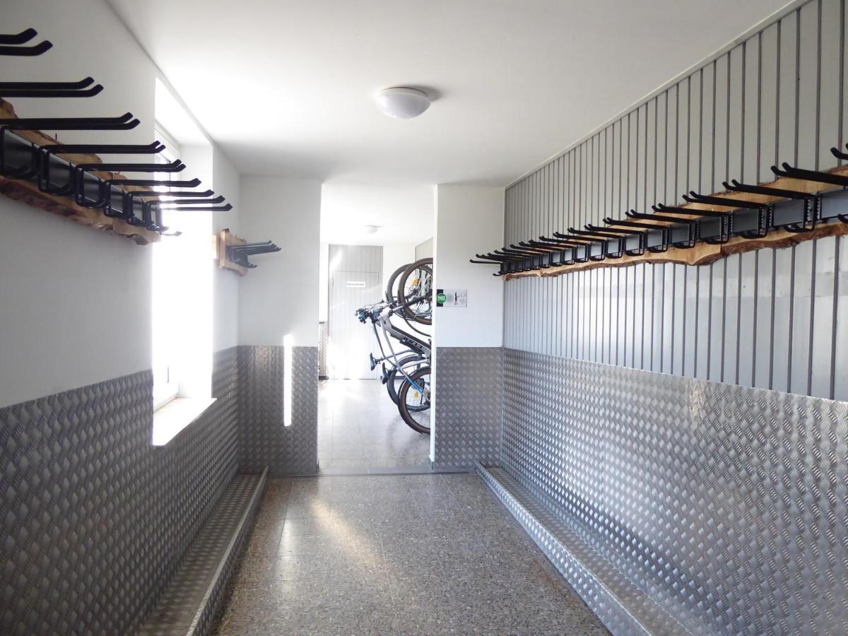 Winterberg Apartment Mountain Suite Pool-Sauna-Terrasse-Hund-4Pers-Bikepark Buitenkant foto